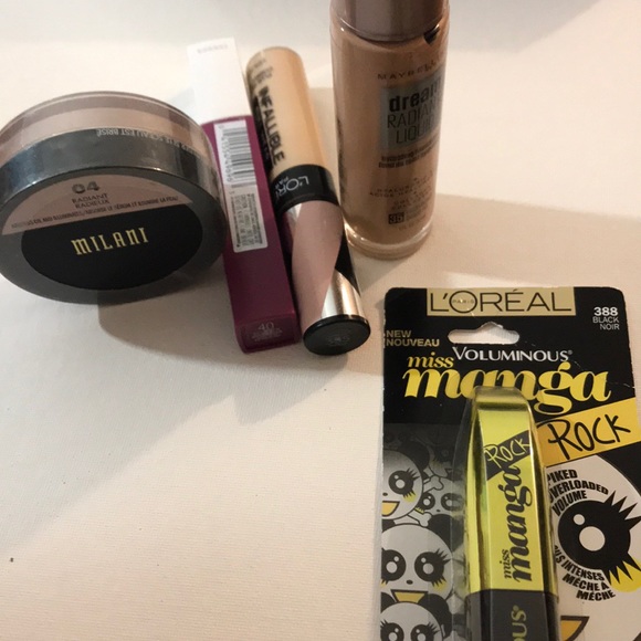 Makeup - Picture 3 of 4